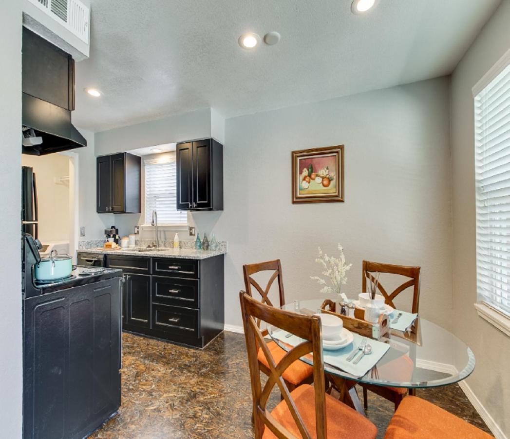 Evie'S Campus-Close 2 Bedroom Luxury Oklahoma Stadt Exterior foto